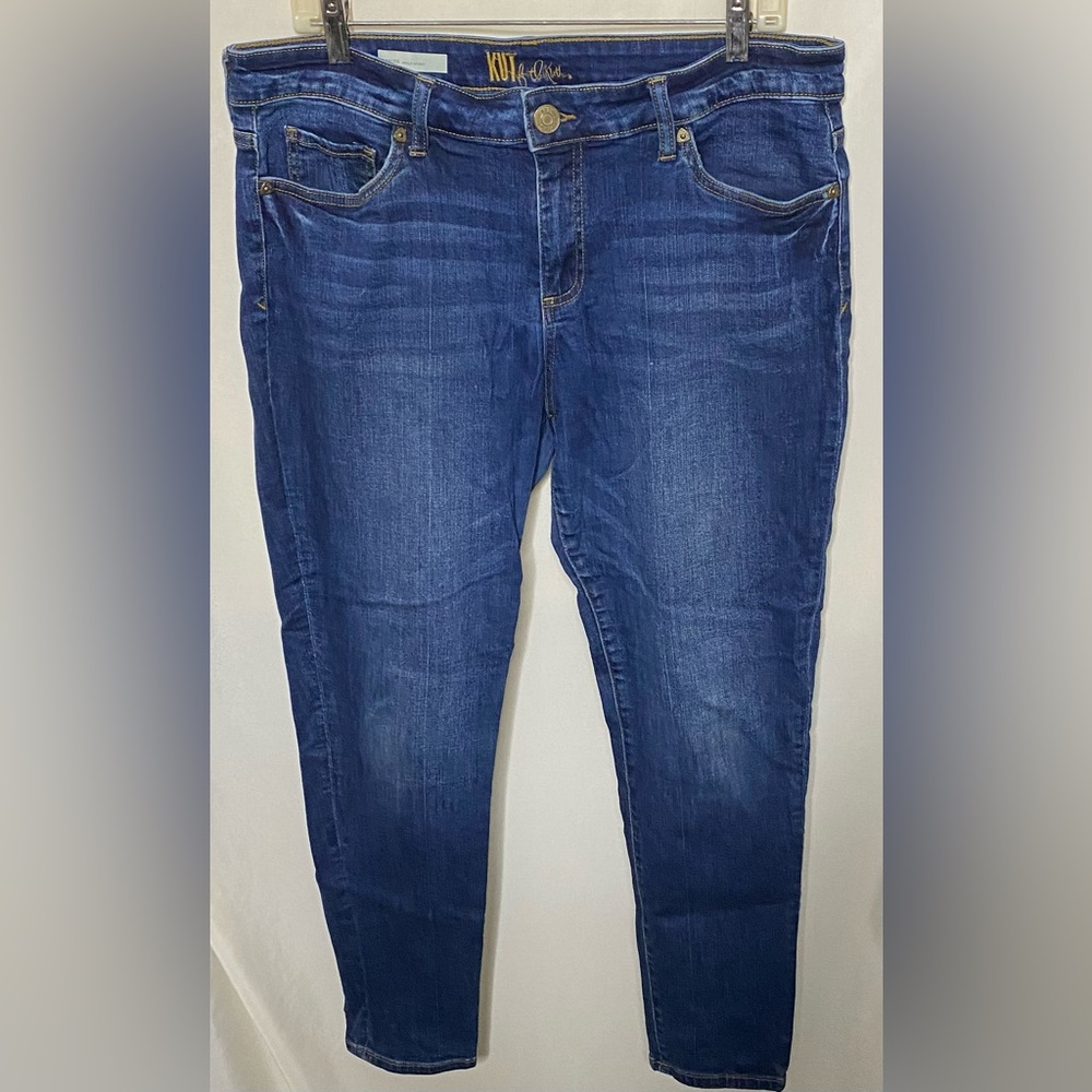 Kut From The Kloth “Dokota” Ankle Skinny Jeans